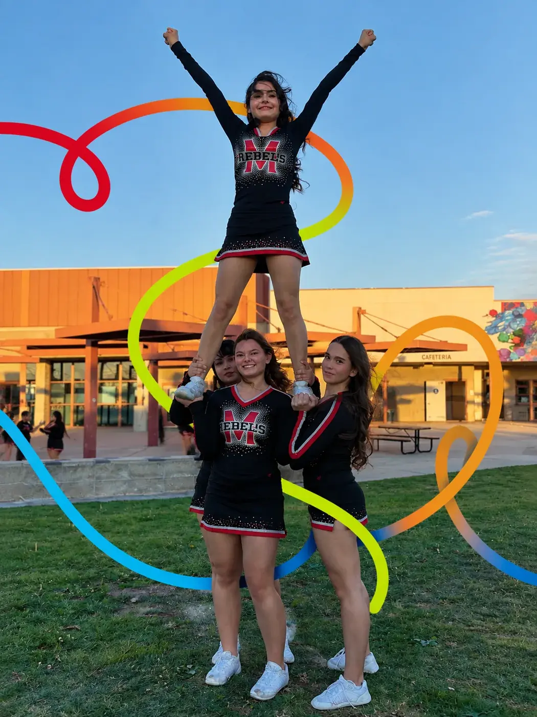 studentesse-cheerleader-stunt-scuola-usa-brand-verticale