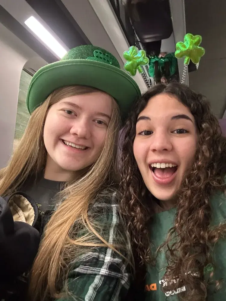 studentesse-saint-patricks-day-irlanda